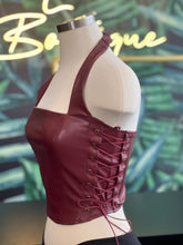 Load image into Gallery viewer, BRAVE LOVE TOP.

