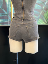 Load image into Gallery viewer, DEMI LOVE SHORTS
