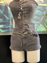 Load image into Gallery viewer, DEMI LOVE SHORTS
