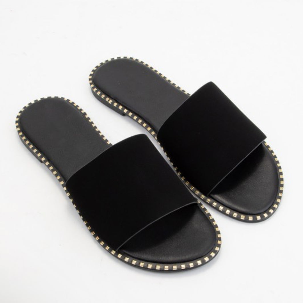 LIVING LOVE SANDALS
