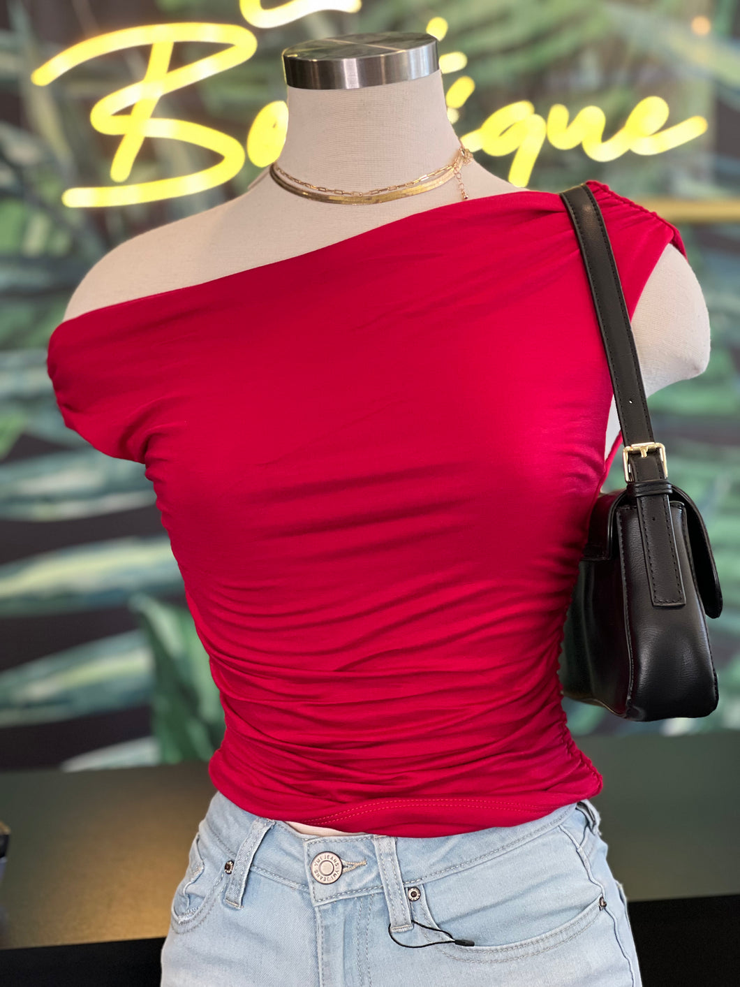 OFF THE SHOULDER LOVE TOP