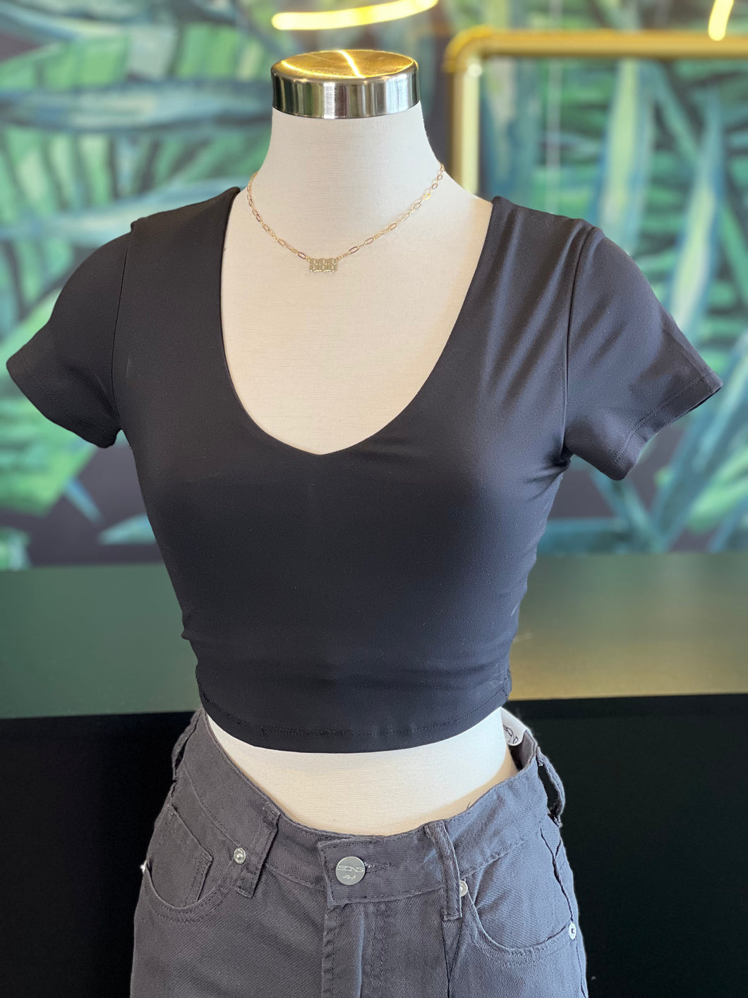 AVERY TOP