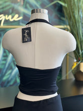 Load image into Gallery viewer, BASIC LOVE TOP.

