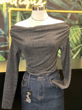 Load image into Gallery viewer, KEEP ME WARM TOP
