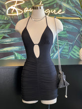 Load image into Gallery viewer, QUEEN LOVE DRESS

