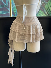 Load image into Gallery viewer, ADORE LOVE SKORT
