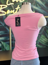 Load image into Gallery viewer, CASUAL LOVE TOP

