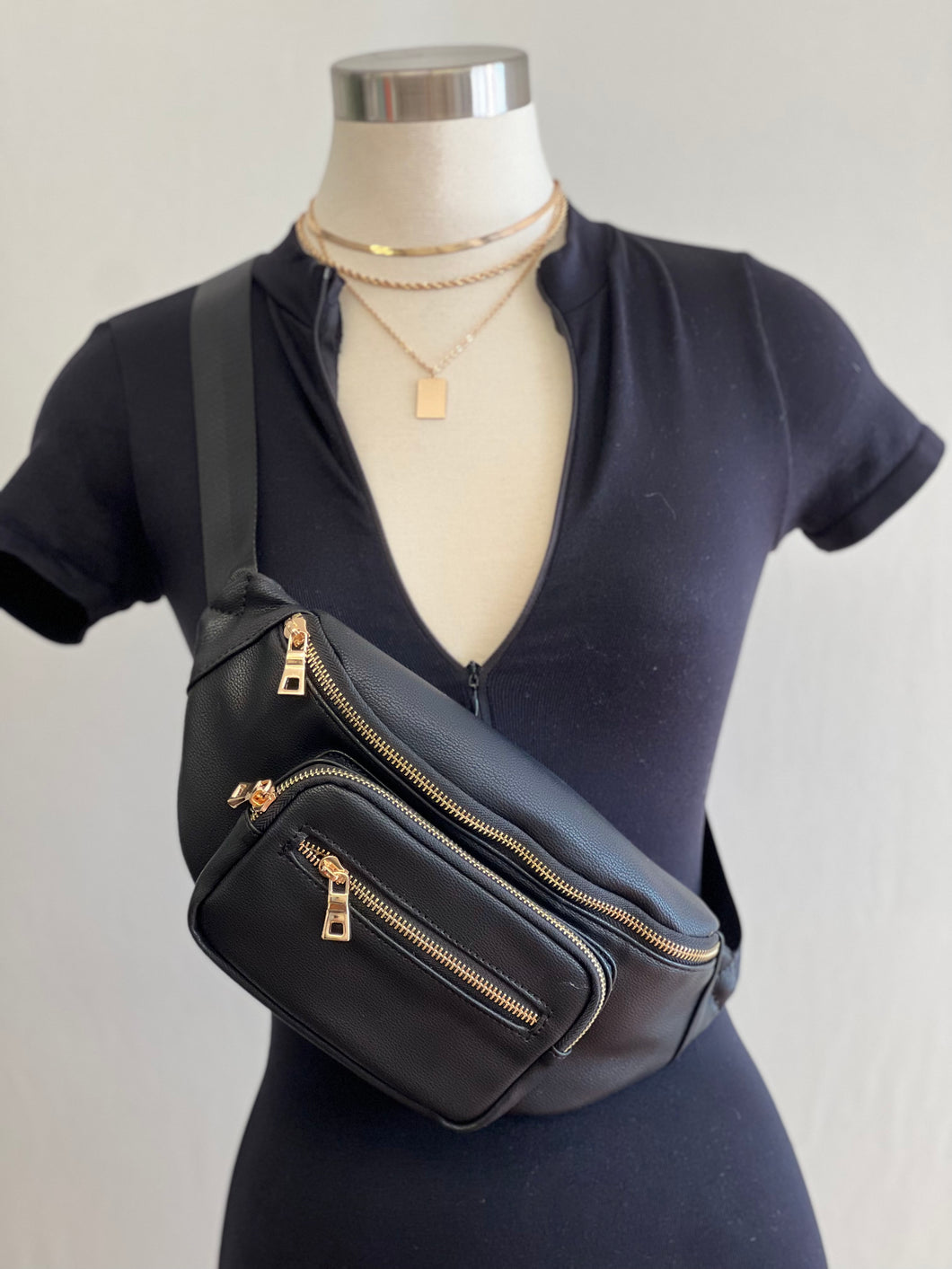 SIDE SLING BAG