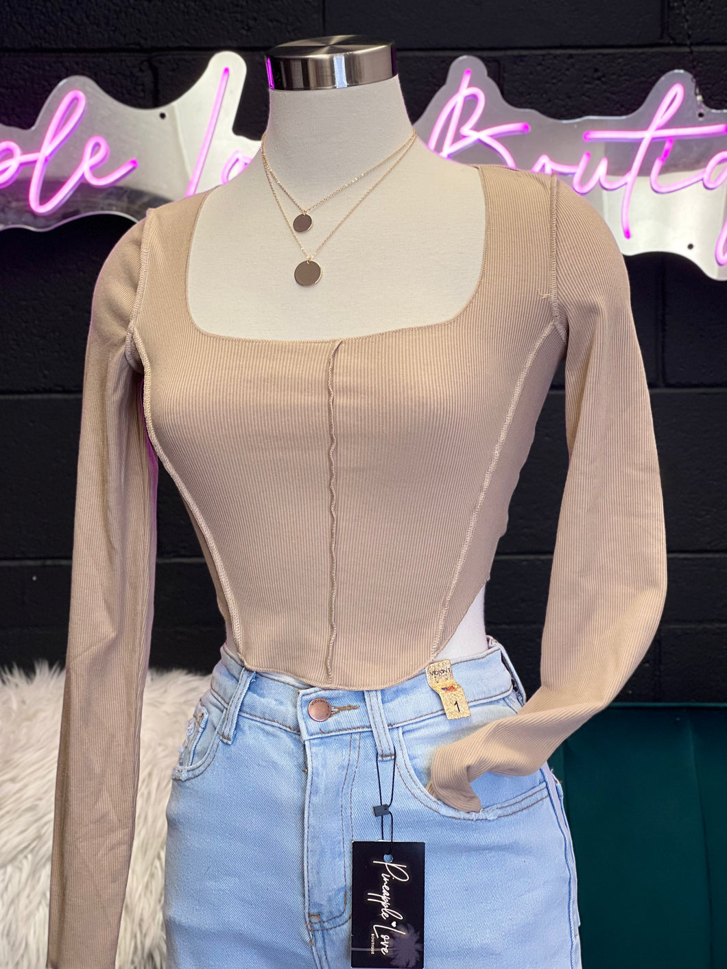 ALL YOU NEED TOP
